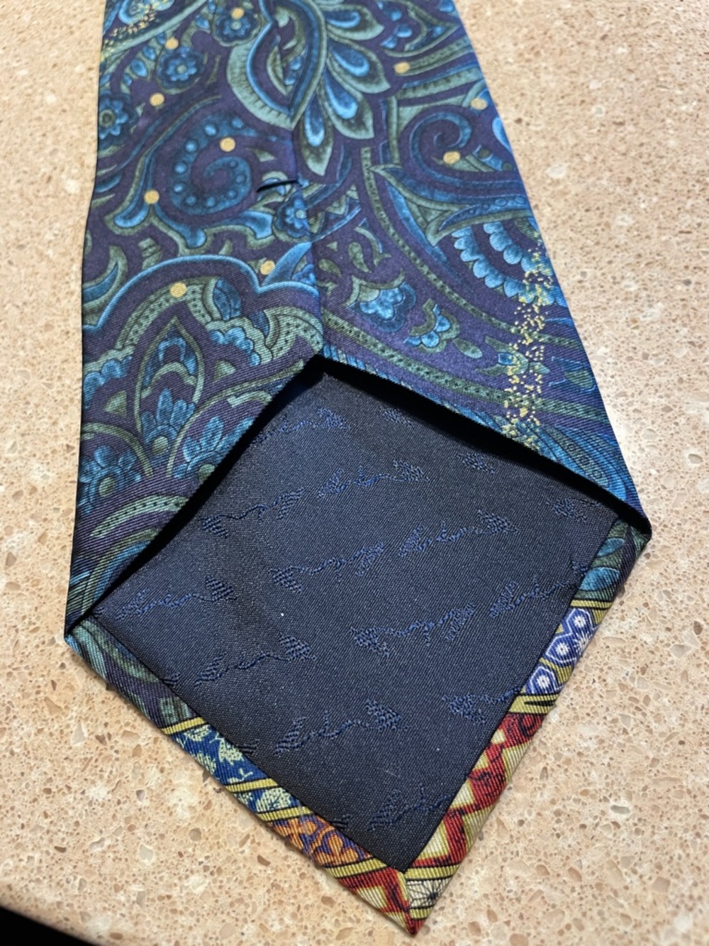 Men's Paisley Three Kings Silk Tie in Blue, Red & Gold - Picture 4 of 6